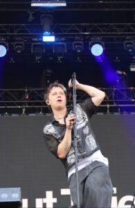 nothing but thieves main square